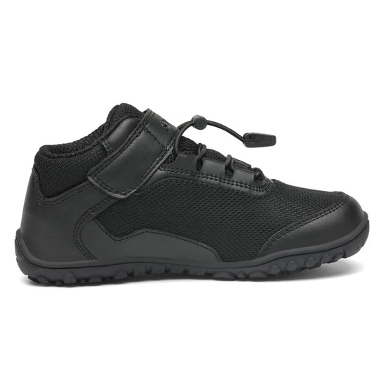 Botas barefoot impermeables negras Saguaro Kids Brave I, calzado respetuoso para lluvia y nieve con suela plana.