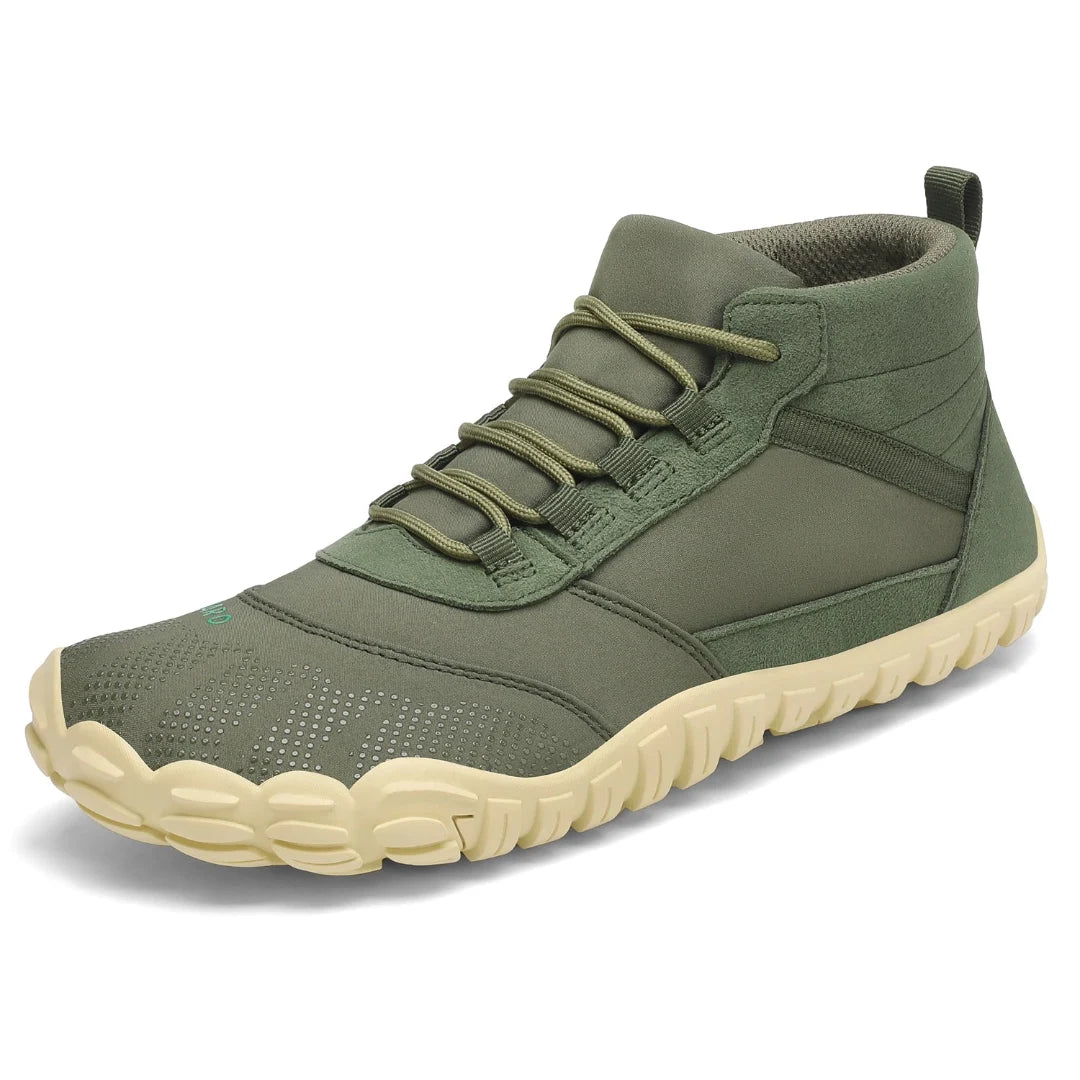 Botas barefoot outdoor verde militar Saguaro Will I Lite, calzado respetuoso con suela plana y diseño ergonómico para montaña.