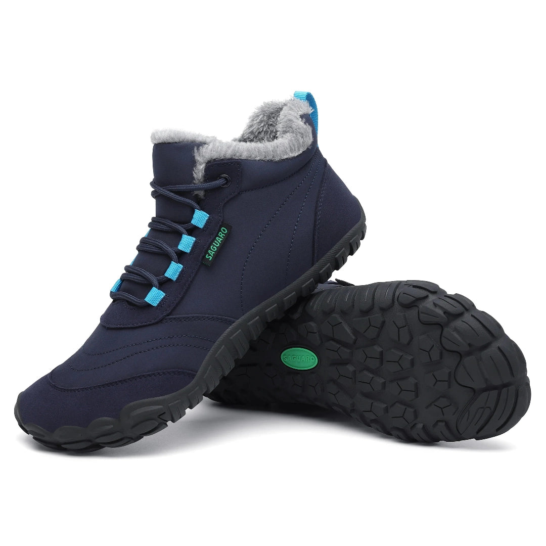 Calzado barefoot mujer para invierno con suela de alta tracción y forro de felpa gris.