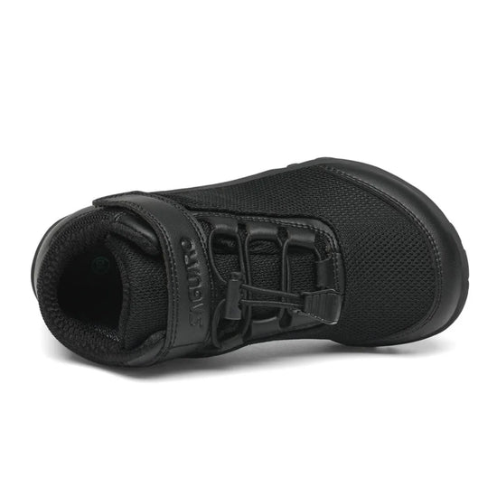 Vista superior de botas de invierno para niños Saguaro, destacando la horma anatómica que no oprime el pie infantil.