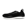 Vista lateral zapatilla negra deportiva zero drop indoor.