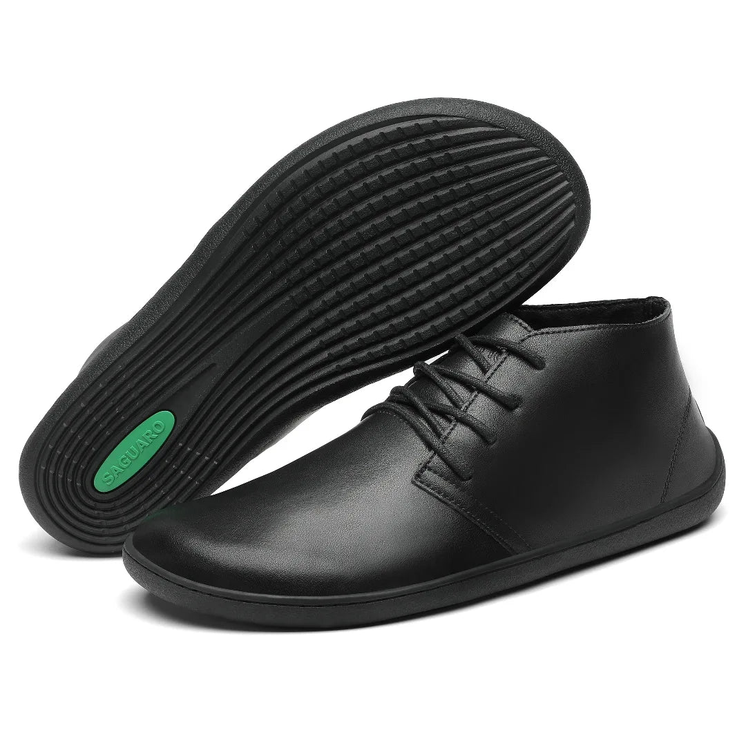 Detalle de la suela de caucho plana y antideslizante para zapato minimalista hombre Saguaro Noble I.