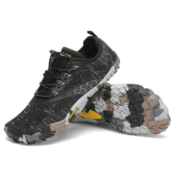 Suela y lateral de la Saguaro Smart II negra en vista combinada.