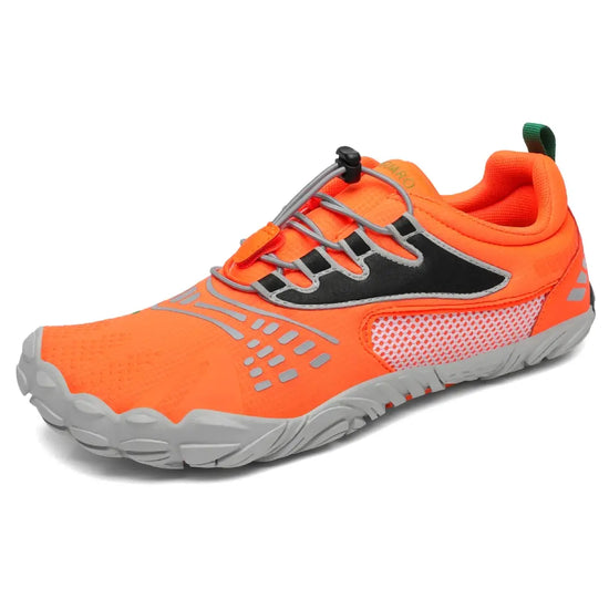 Zapatilla barefoot Saguaro Vitality II naranja vista diagonal, diseño deportivo minimalista.