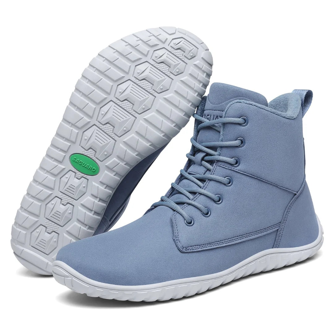 Suela de caucho blanca con patrón de agarre para nieve y superficies frías.