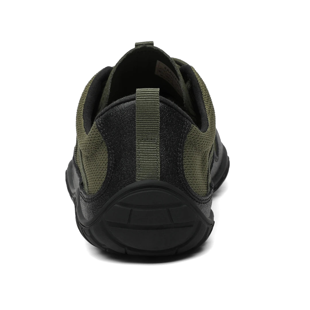 Talón zapatilla minimalista outdoor verde sin elevación (zero drop).