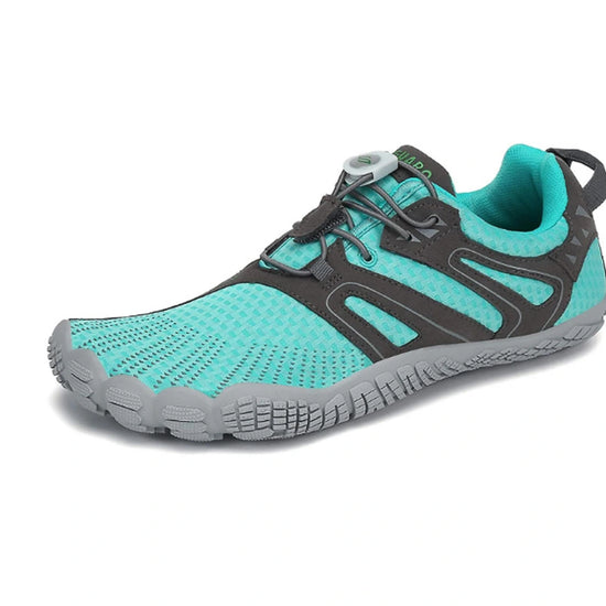 Zapatillas Saguaro Vitality IV turquesa vista lateral mostrando diseño minimalista barefoot.