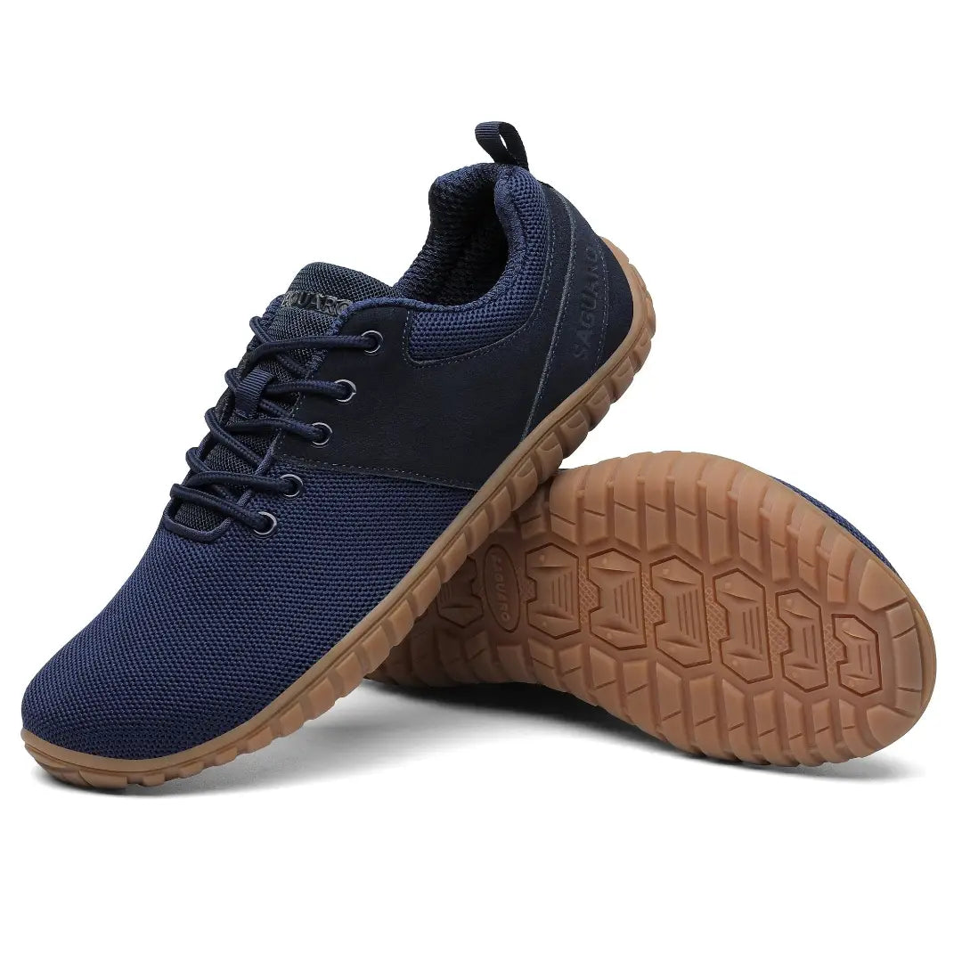 Par de Saguaro Wish I azules en vista diagonal cómoda y urbana.