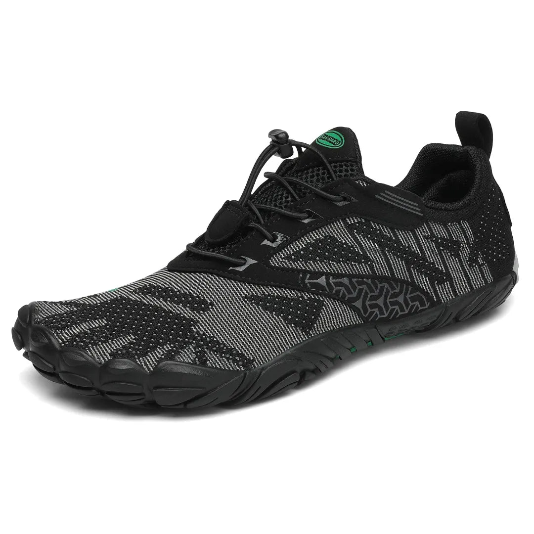 Zapatilla minimalista negra Saguaro Free I, ideal para gimnasio y crossfit.
