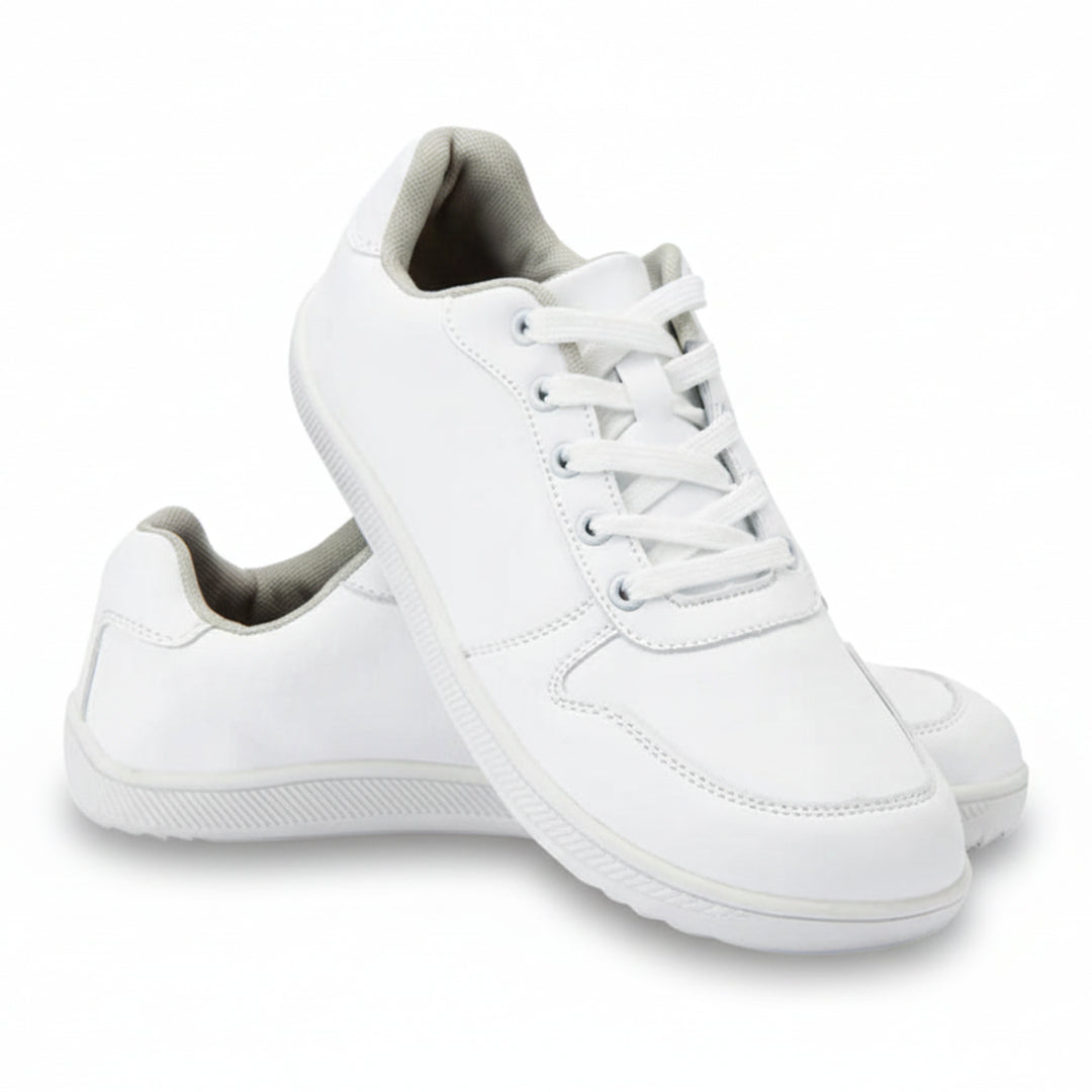 Diseño casual blanco, ideal para enfermería, clínica o verano.