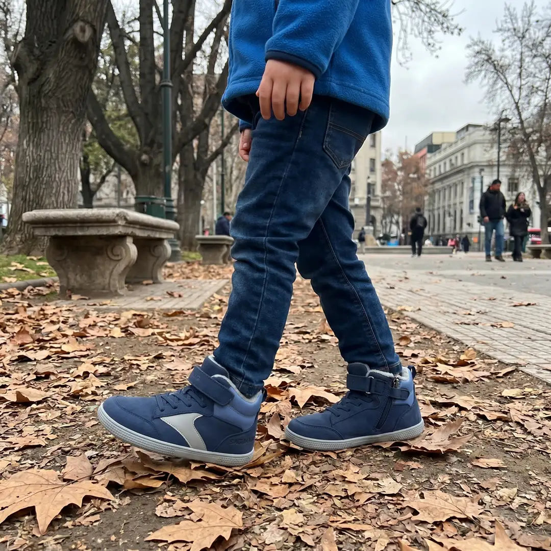 files/zapatillas-anchas-infantiles-azul-saguaro.webp