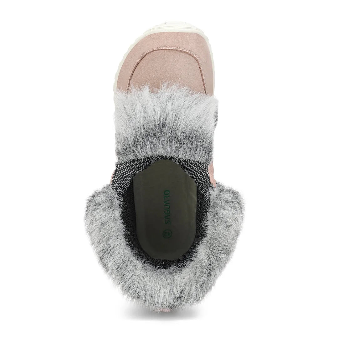 Detalle del forro térmico de pelo gris interior en botines barefoot mujer rosa.