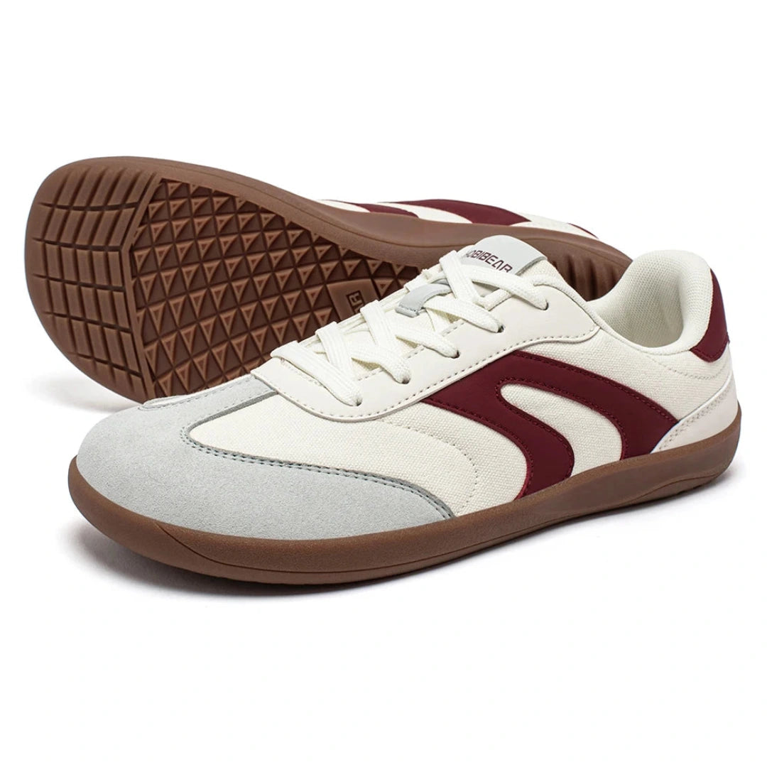 Zapatillas anchas urbanas con suela de caucho café flexible y antideslizante para ciudad.