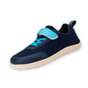 Zapatillas barefoot para niño en azul marino y turquesa con diseño ergonómico y ligero.