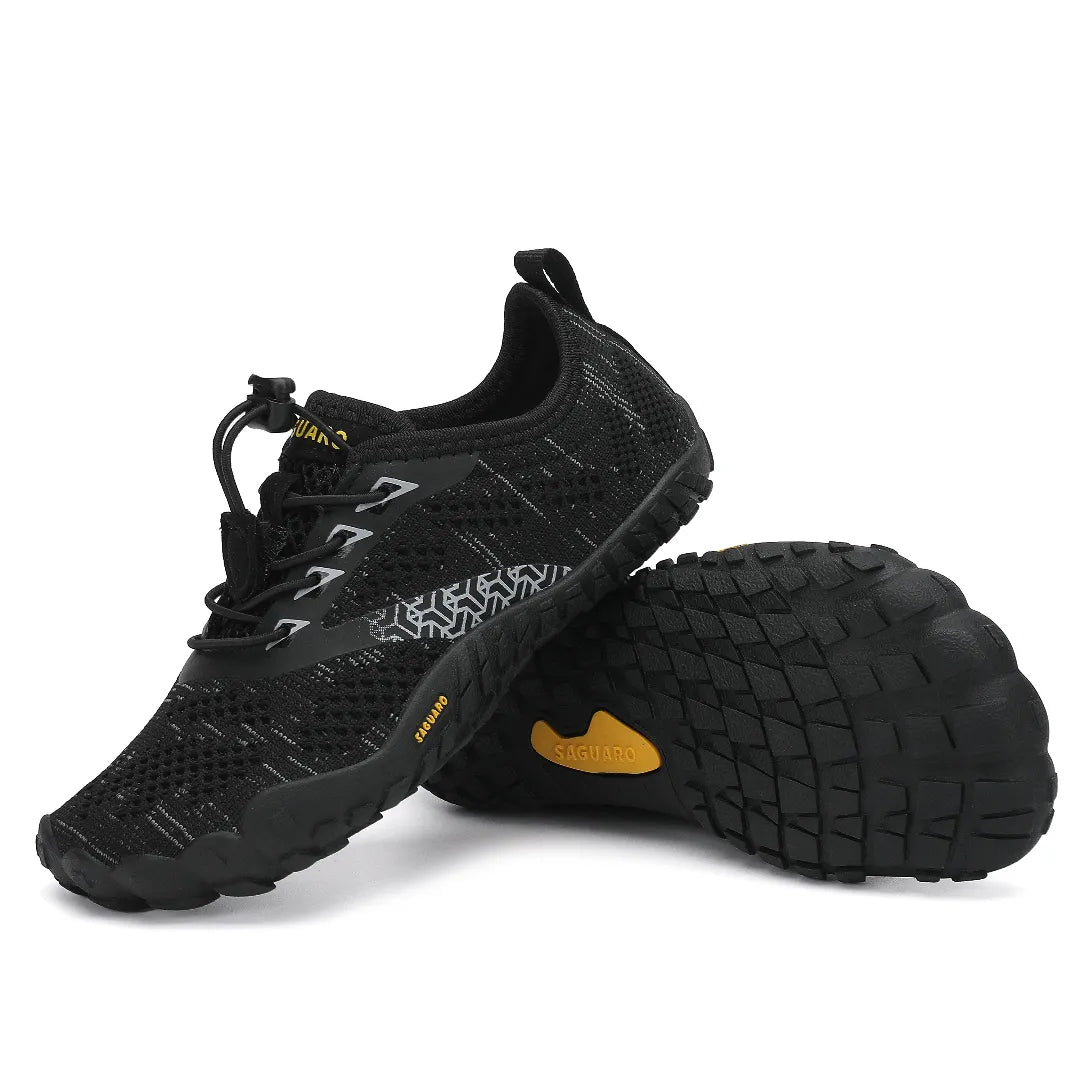 Par de zapatillas barefoot Saguaro Kids Smart I negras