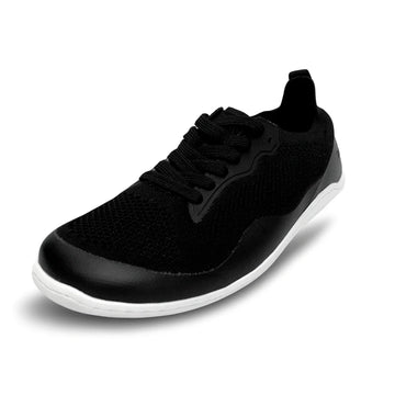 Zapatillas barefoot negras Sowilo Kenaz para entrenamiento.