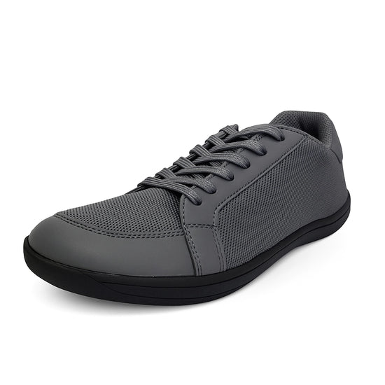 Zapatilla barefoot zzfaber Bamba I gris vista diagonal, calzado urbano minimalista.